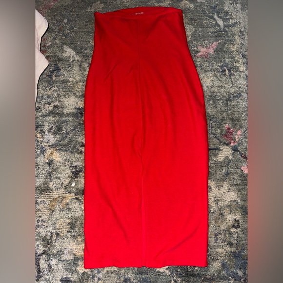 Beyond Yoga Red Strapless Dress - Picture 2 of 3